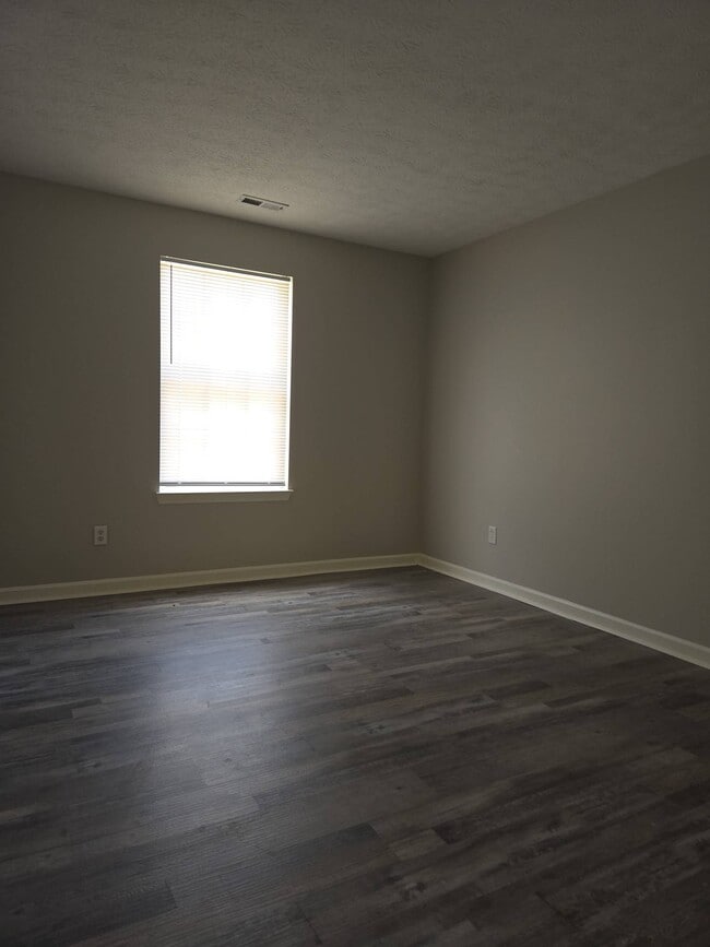 Building Photo - 2931 Percheron Ln