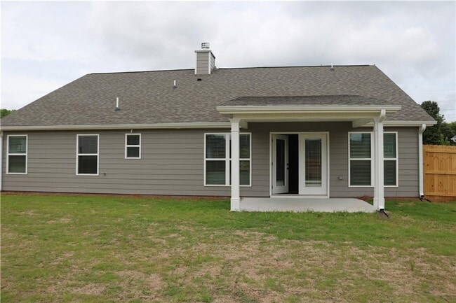 Building Photo - 242 Champions Ln