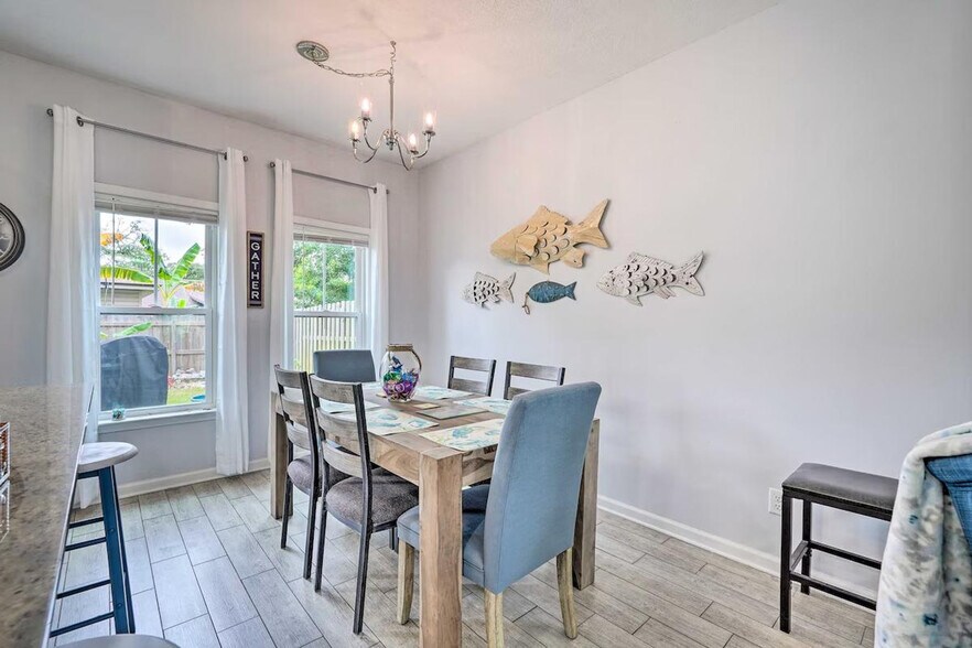 Building Photo - 3723 Tiki Dr