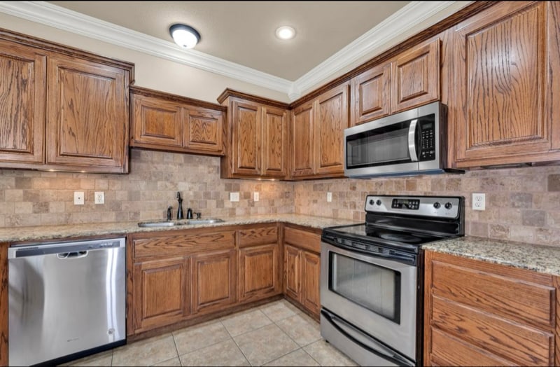 Building Photo - 605 NW 17th Ct