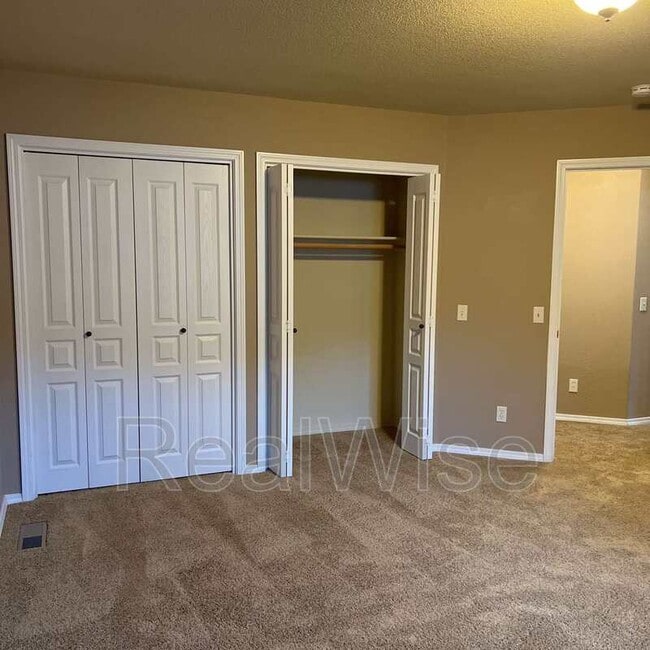 Building Photo - 2235 NW 15th St