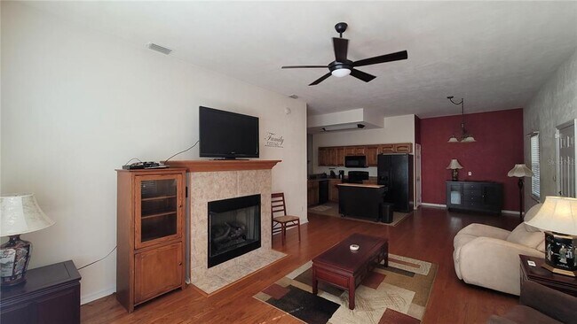 Building Photo - 8762 FL-26