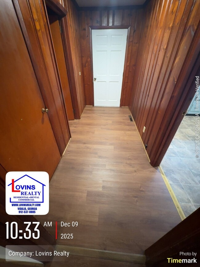 Building Photo - 1505 Mt Vernon Rd