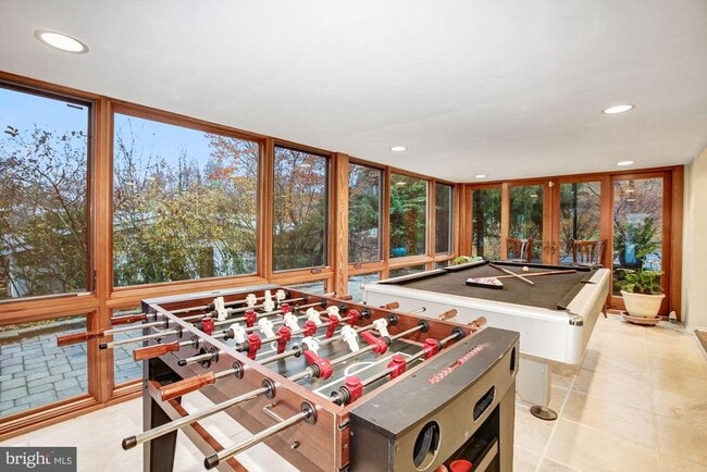 Building Photo - 209 Winchester Beach Dr