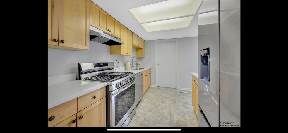 Building Photo - 936 Cardiff Ct
