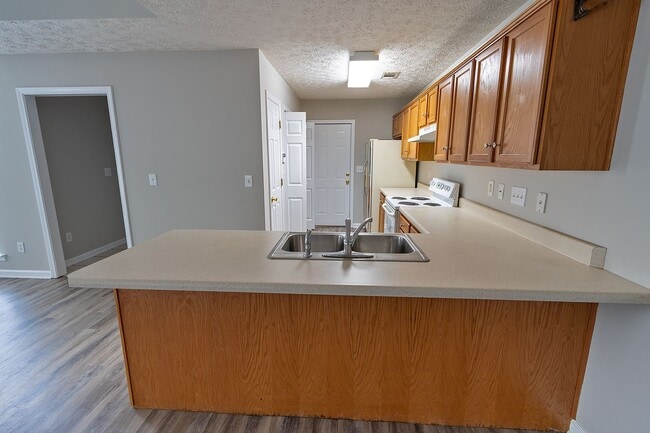 Building Photo - Prattville Rental available now!