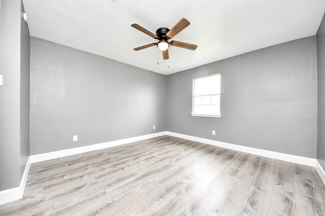 Building Photo - 5444 Ridge Wind Ln