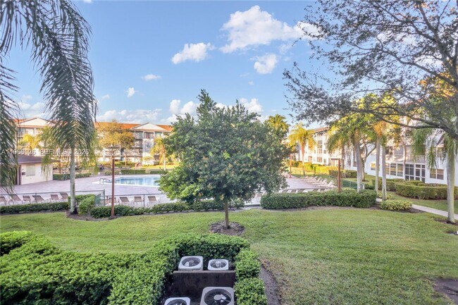 Building Photo - 650 SW 124th Terrace