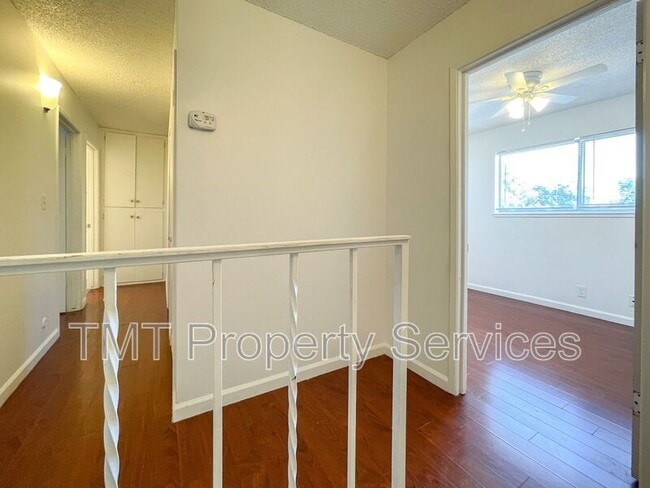 Building Photo - 8611 Acapulco Way