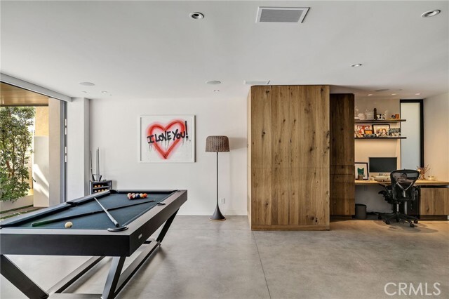 Building Photo - 121 25th St