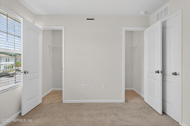 Building Photo - 8210 Larose Rd
