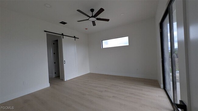 Building Photo - 9054 Lamkin Cir