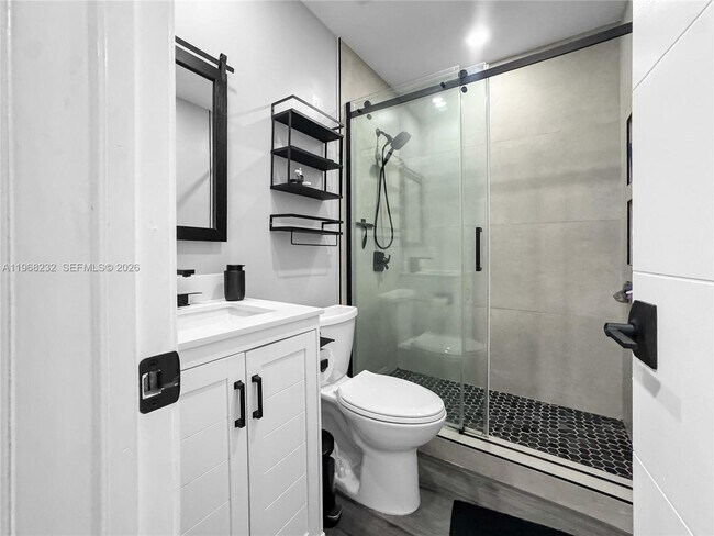 Building Photo - 110 SW 108th Ave