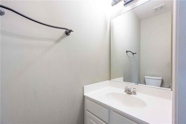 Building Photo - 8405 Friarbridge Dr