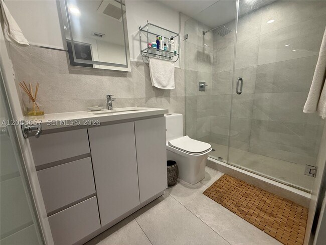 Building Photo - 5750 Collins Ave