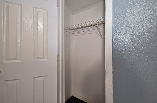 Building Photo - 12615 Brookglade Cir