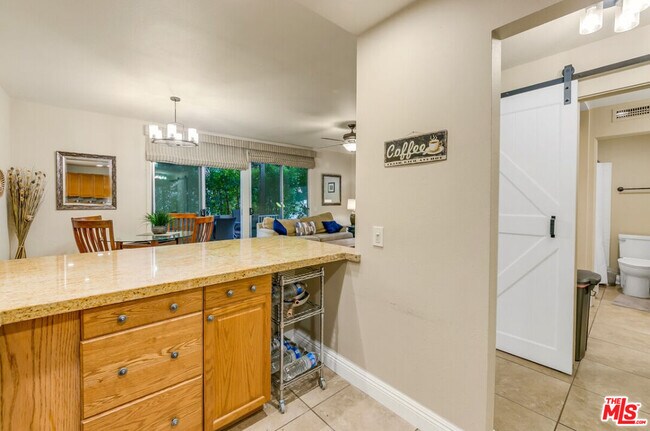 Building Photo - 78225 Cabrillo Ln