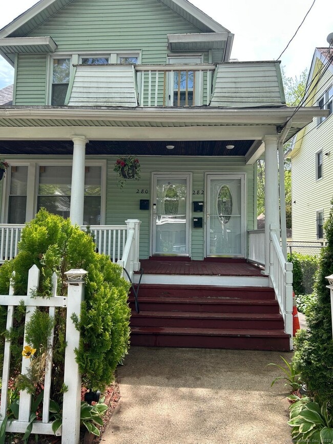 Primary Photo - 280 Bassett St