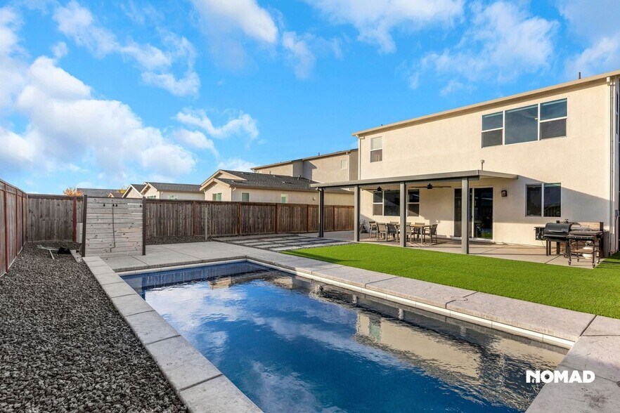 Building Photo - 4535 Tiller Wy