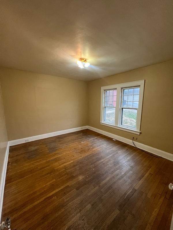 Building Photo - 10 Edglawn Ave