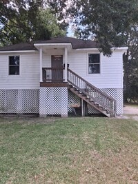 Building Photo - 3324 Elm Dr