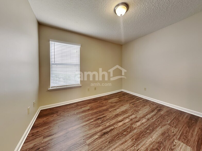 Building Photo - 3842 Pebble Brooke Circle South