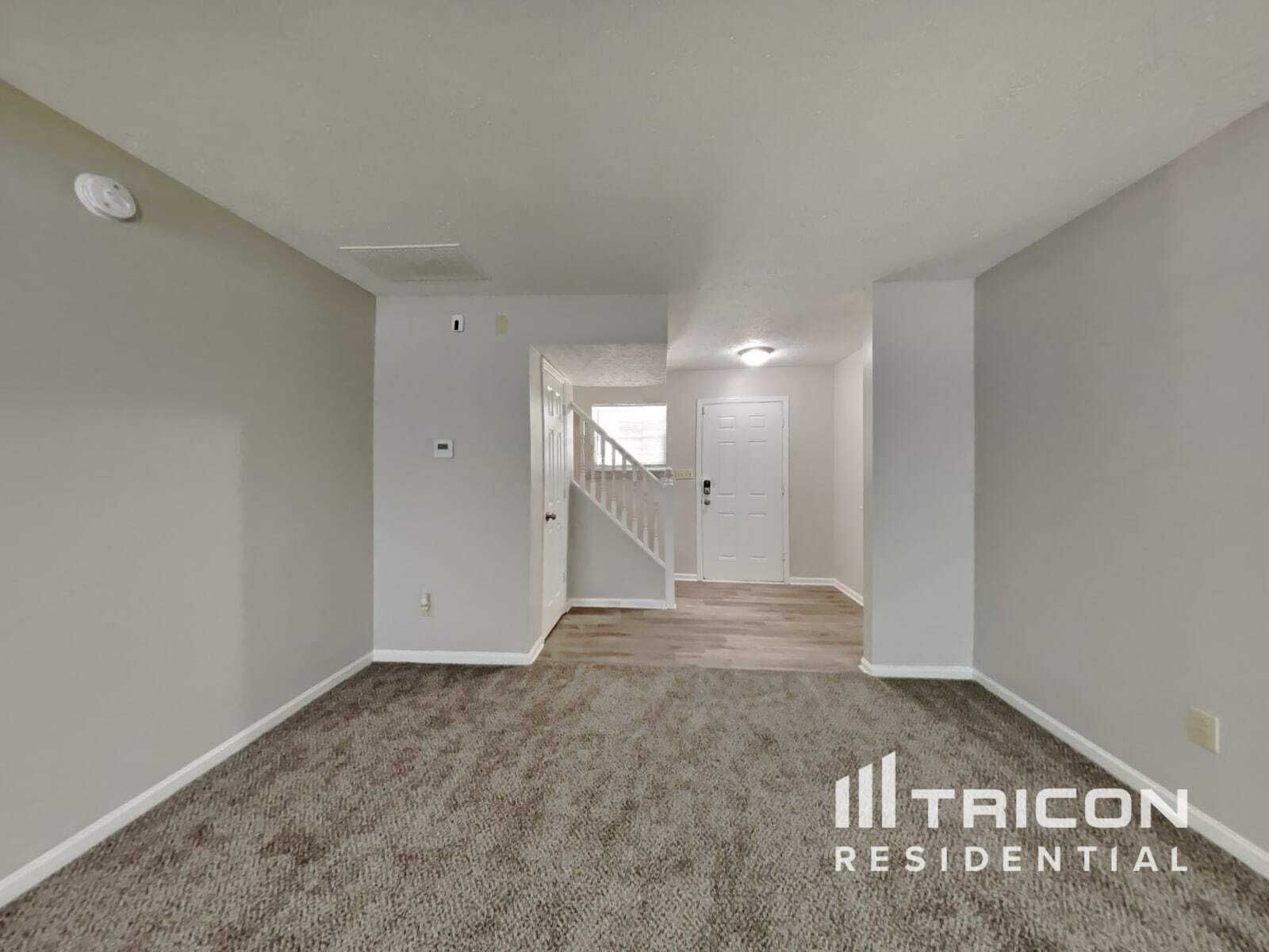 Building Photo - 6422 Coconut Ct