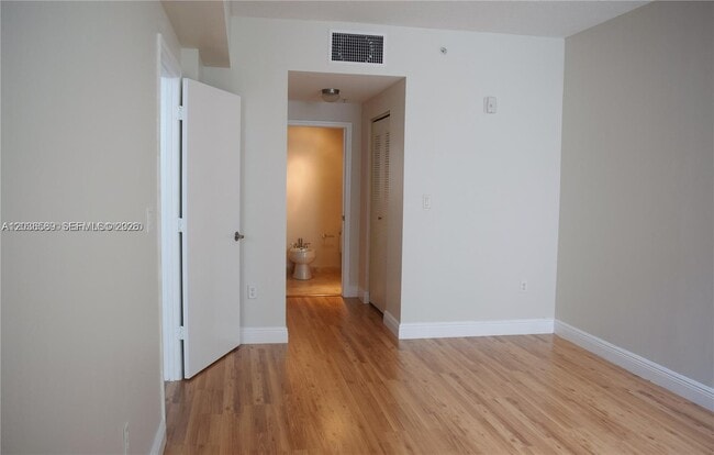 Building Photo - 3339 Virginia St