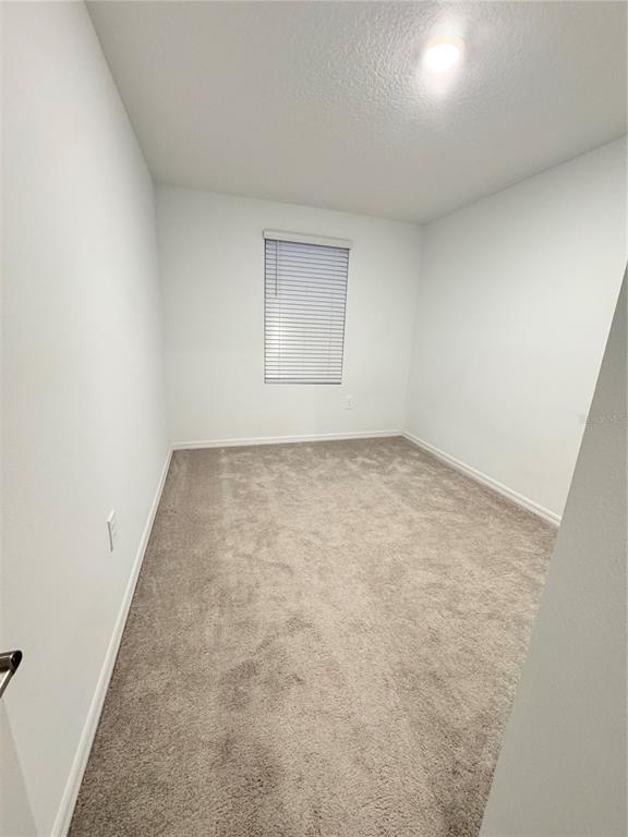 Building Photo - 1304 Drake Rdg Dr