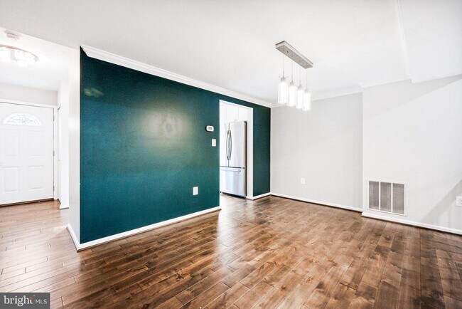Building Photo - 7530 Oldham Way