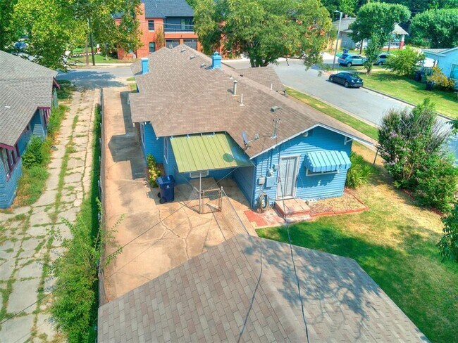 Building Photo - Remodeled 3 Bedroom Bungalow in OKC's Plaz...