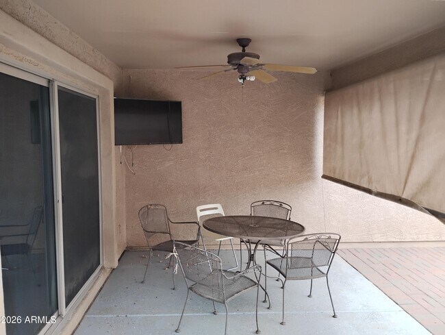 Building Photo - 6238 S Cottonfields Ln