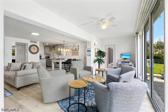 Building Photo - 1910 Gulf Shore Blvd N