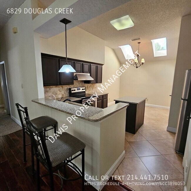 Building Photo - 6829 Douglas Creek