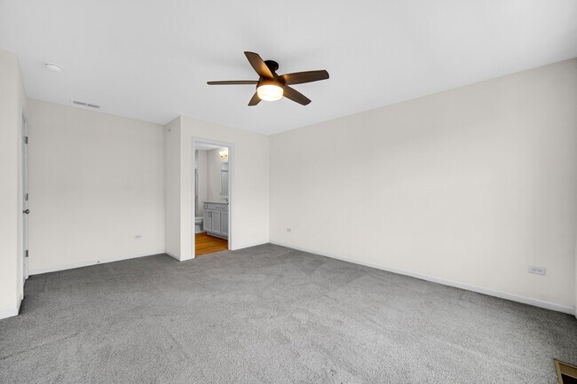 Building Photo - 4456 Monroe Ct