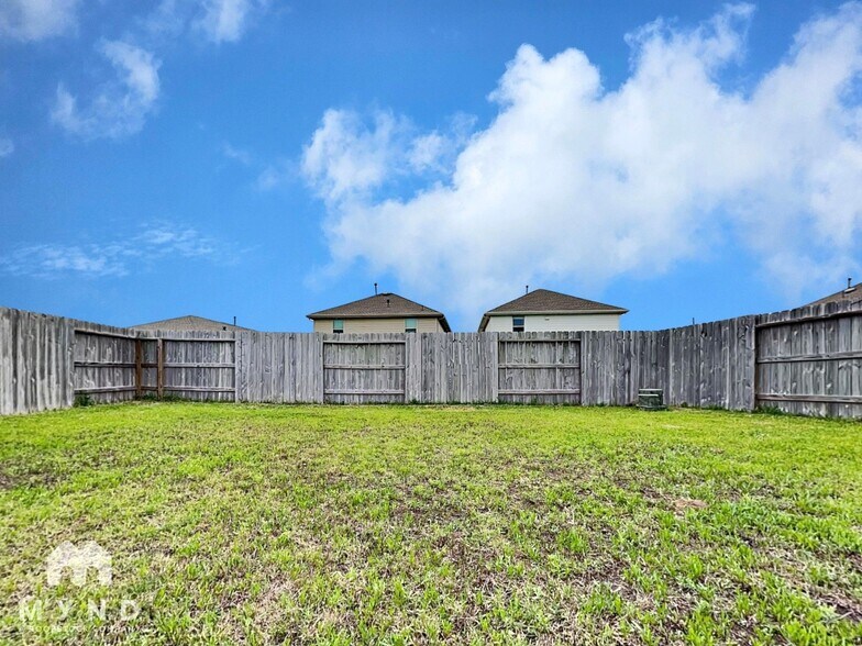 Building Photo - 26815 Wilderye Cv Ln