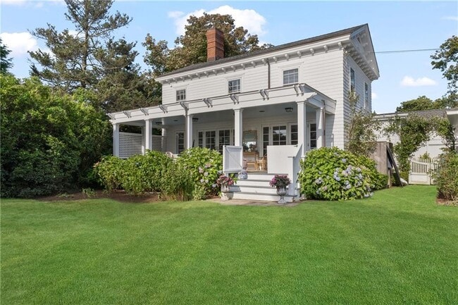 Building Photo - 729 Bellevue Ave
