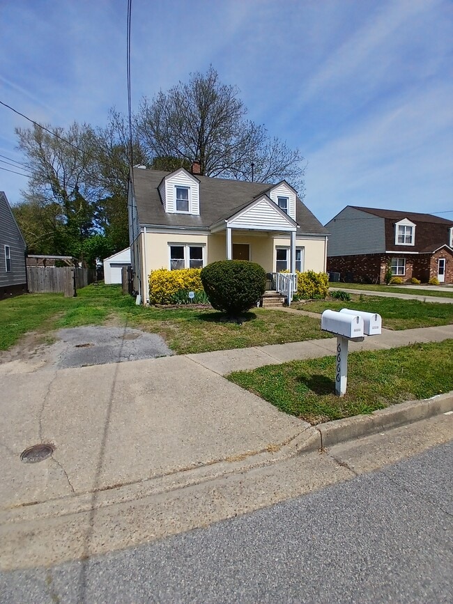 Building Photo - 6666 Hudson Ave