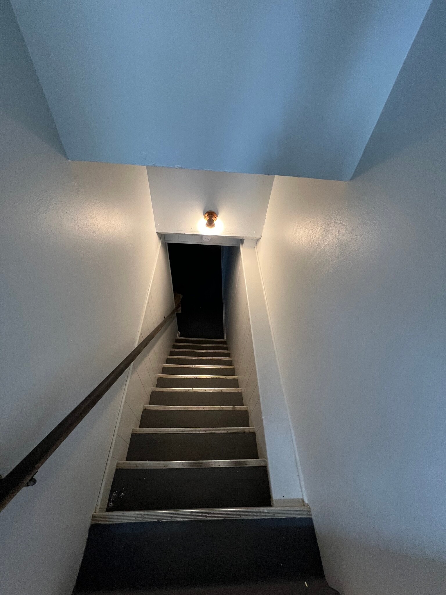 Building Photo - 120 Alberto Ln