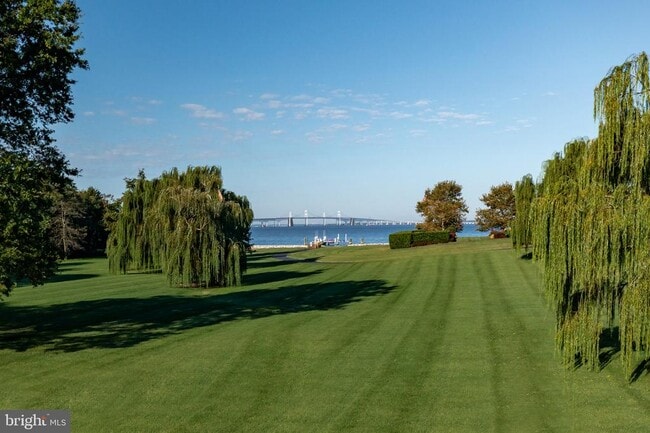 Building Photo - 200 Bridgeview Ln