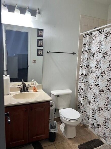 Building Photo - 144 Blue Grotto Dr