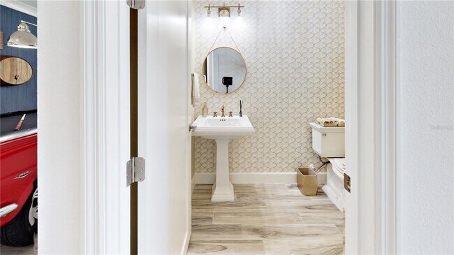 Building Photo - 6160 Hamlin Reserve Blvd