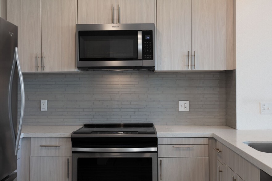 Interior Photo - Sunsweet Apartments