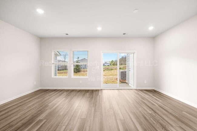 Building Photo - 5253 Brailey Cir