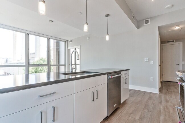 Building Photo - 88 V St SW