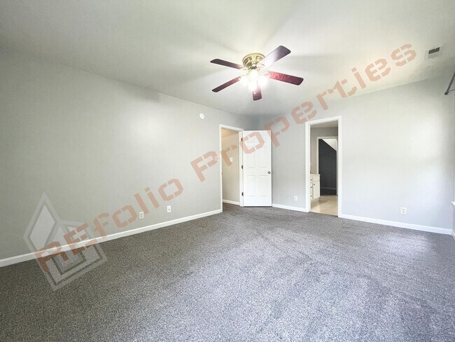 Building Photo - 1711 Mystic Dr