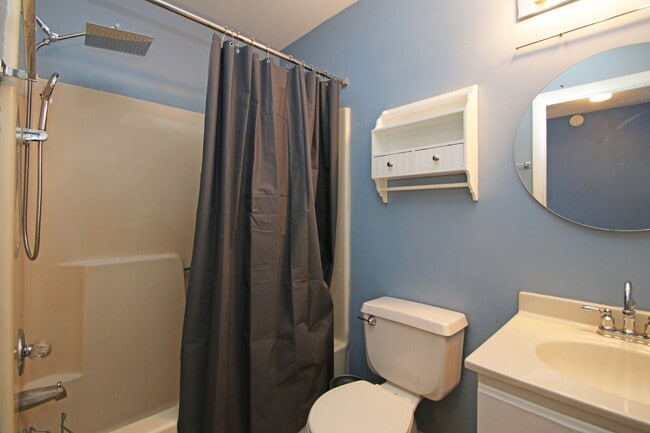 Building Photo - "Rent a room in this 4-Bedroom Furnished T...