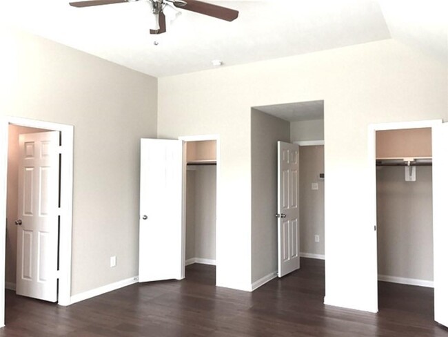 Building Photo - 15450 Bammel Oaks Ct