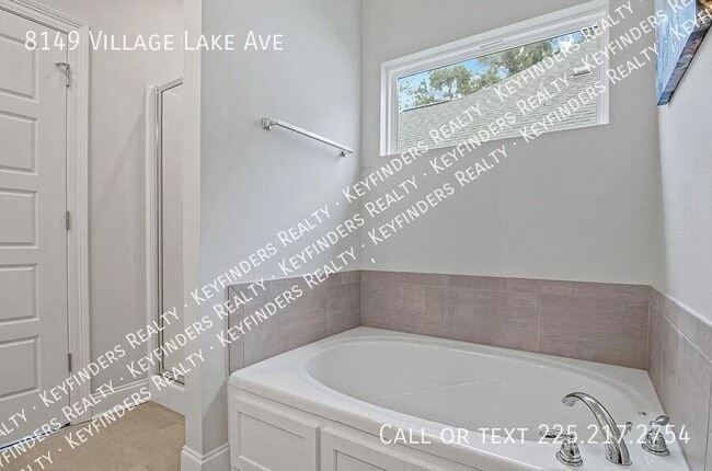 Building Photo - 8149 Village Lake Ave