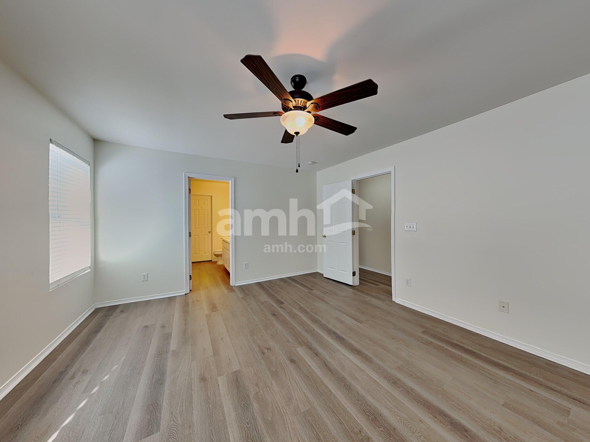 Building Photo - 4455 Westhill Pl